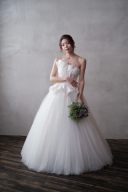 upgrade dress No.18（ロケOK）