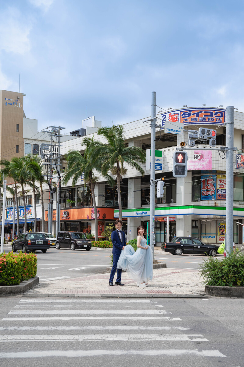 エンダーをバックに