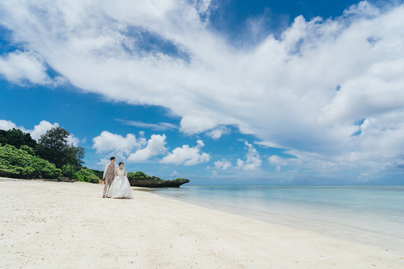 【期間限定特別割引】12~2月撮影でご新婦様衣装2点以上のプランお申込みの方限定!お好きなプランより「3万円」引き!