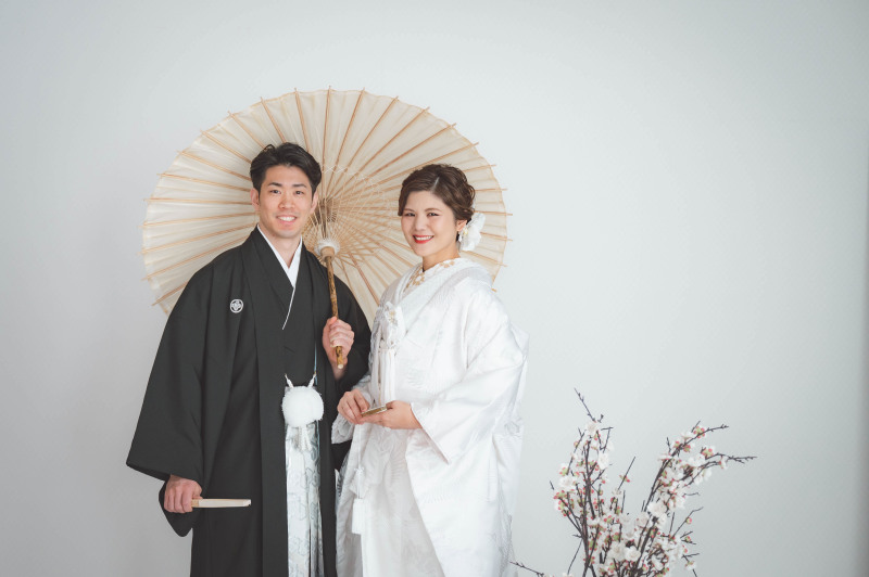 【期間限定特別割引】12~2月撮影でご新婦様衣装2点以上のプランお申込みの方限定!お好きなプランより「3万円」引き!