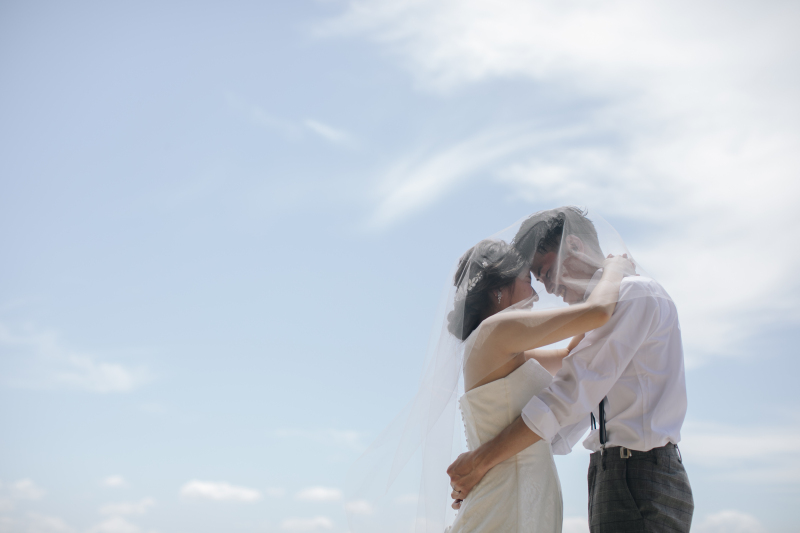 ベールの中に…