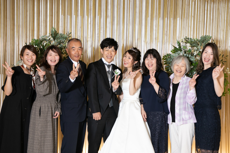 ご両親やご家族と残す、結婚式さながらの思い出