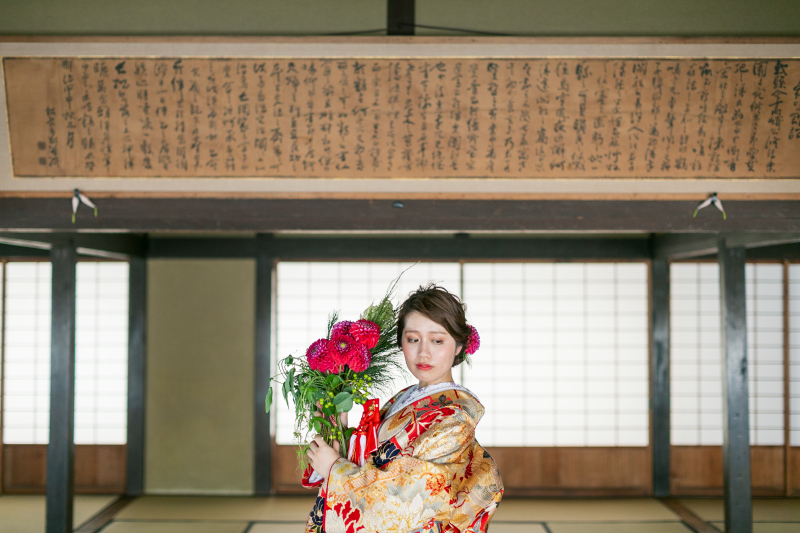 ラヴィファクトリー岡山店_色打掛・着物が豊富