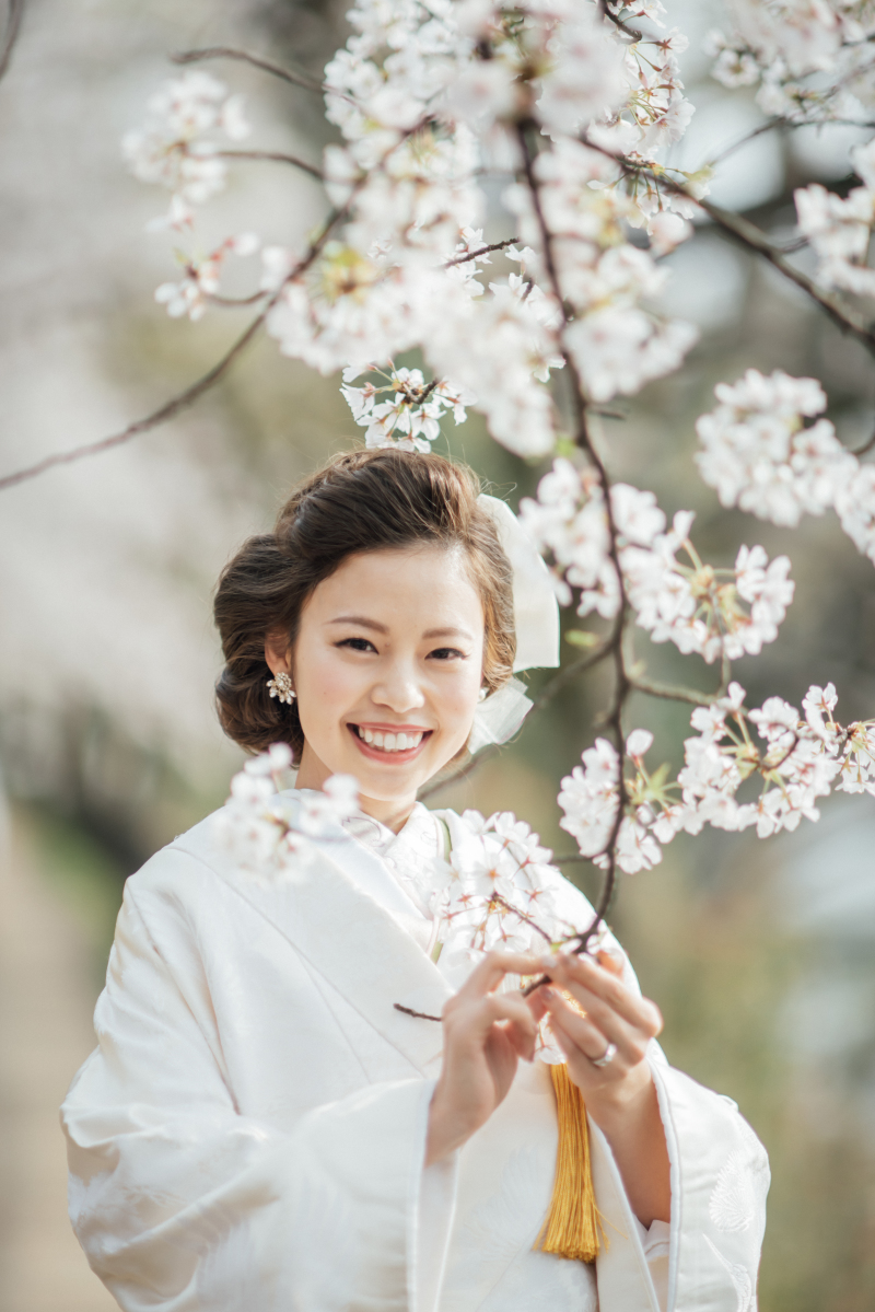 ラヴィファクトリー岡山店_白無垢が豊富