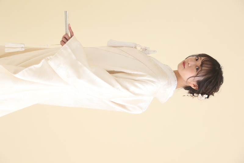 淡いペーパー背景で統一感を演出