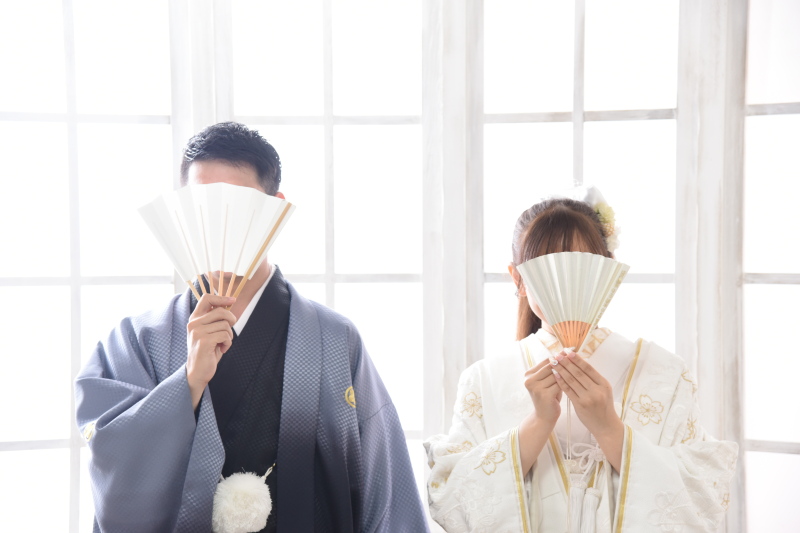 和装　白無垢ゴールド × 紋付袴グラデーション