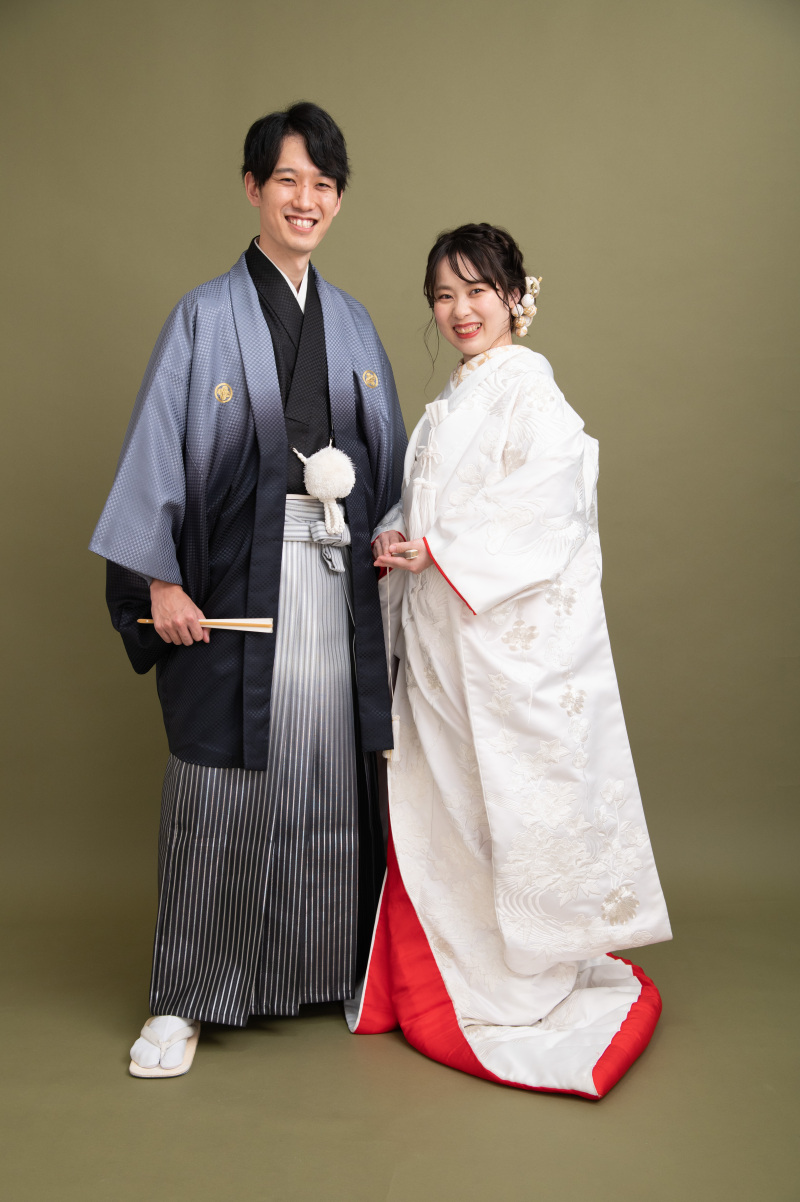 白無垢×グレーグラデーション紋付袴