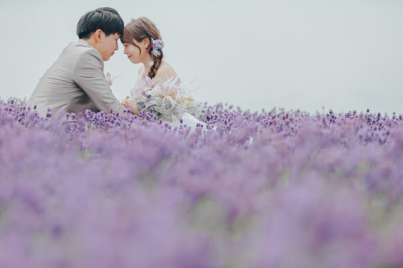 ラベンダー畑でドラマチックに撮影