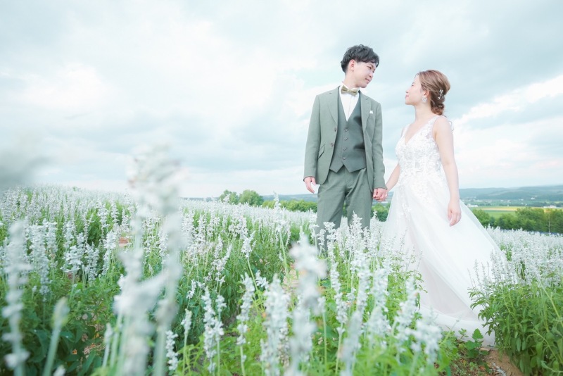 お好みの雰囲気に合わせてお花を選んで