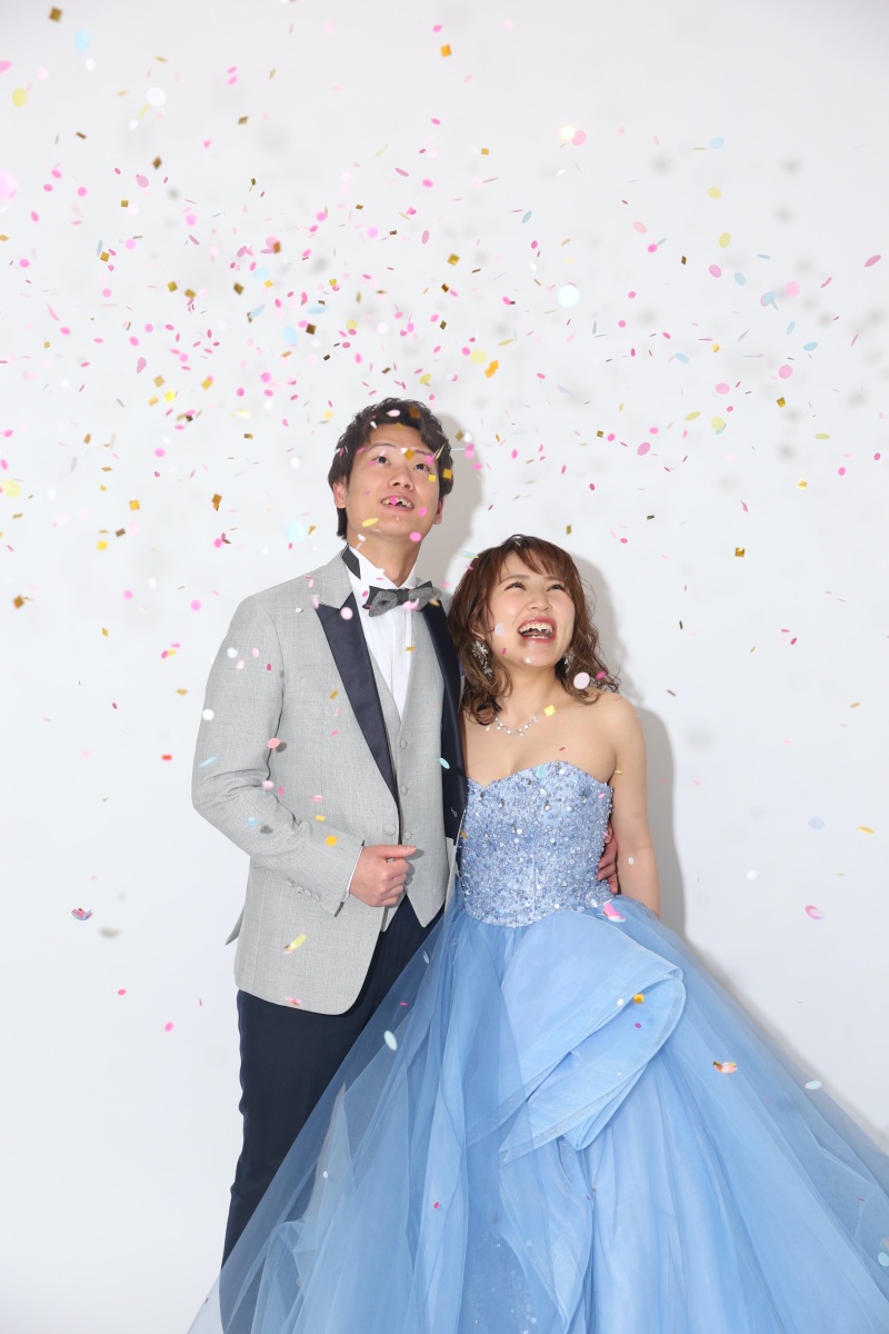 白ペーパー×コンフェッティー