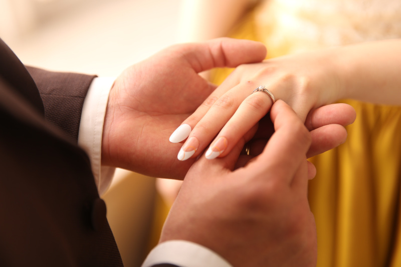 手元のカットも