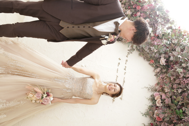 ゴールドドレス×ブランタキシード