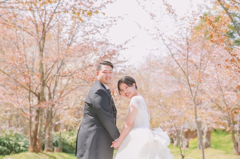 桜に囲まれてHappyオーラ全開