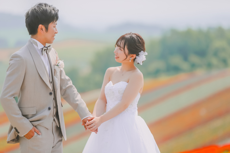 四季彩の丘ならではのお花絨毯で手繋ぎ