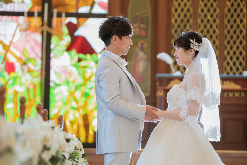 見つめ合う二入