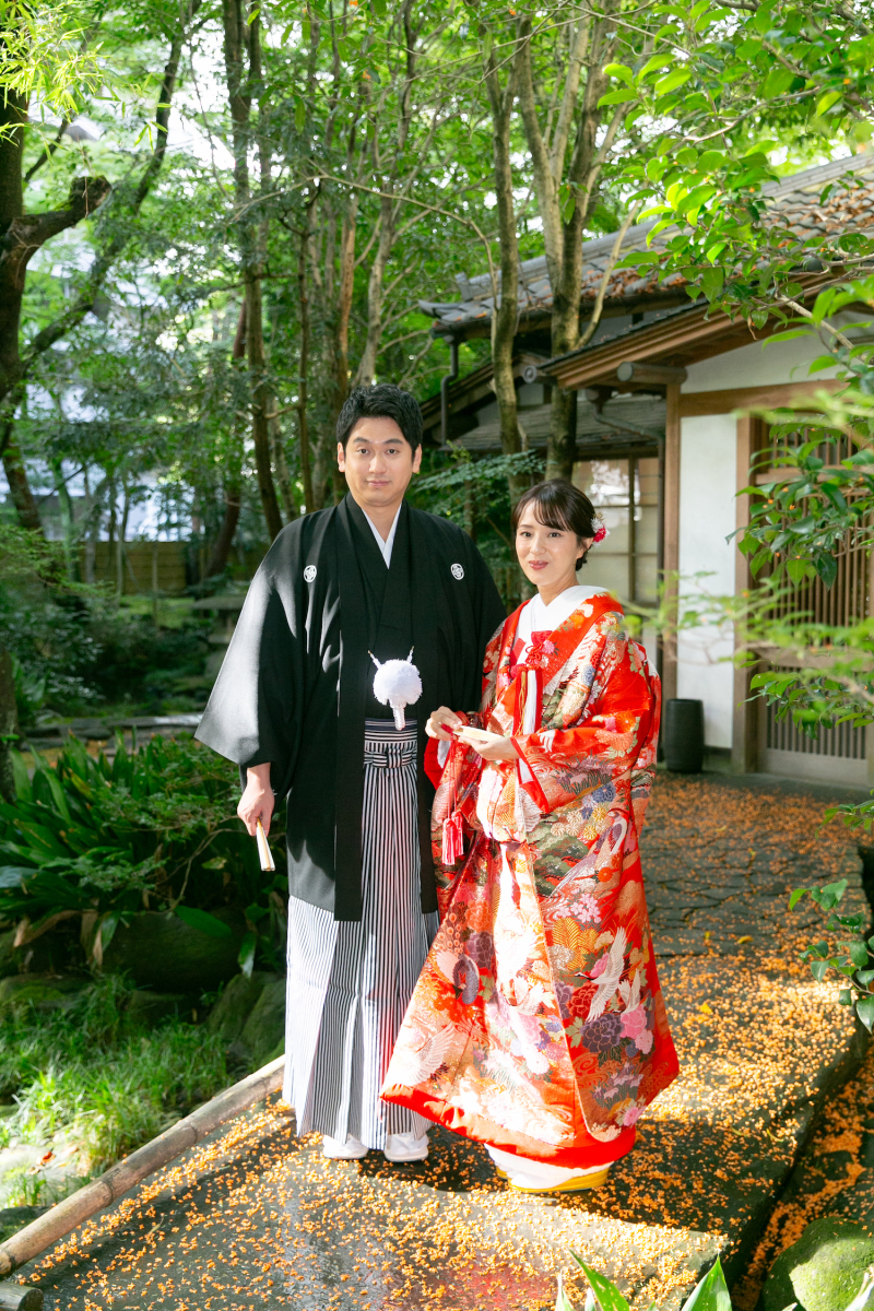 季節によって表情が変わる日本庭園で撮影スタート!