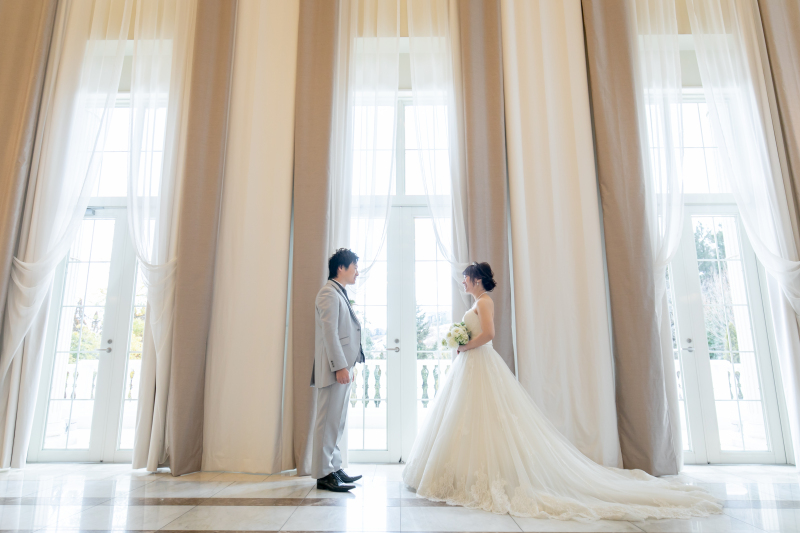 チャペルでフォトウエディング