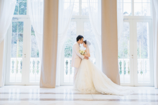 和洋装　スタジオ　ロケーション