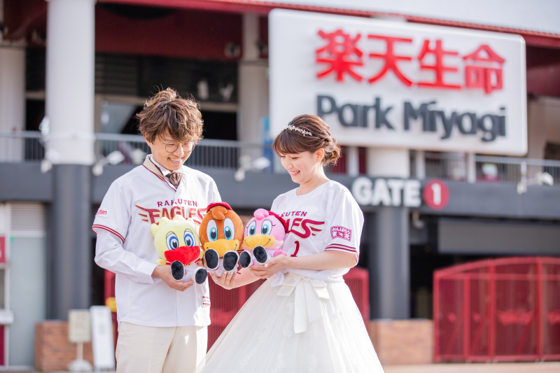 かわいいマスコットキャラクターと一緒に