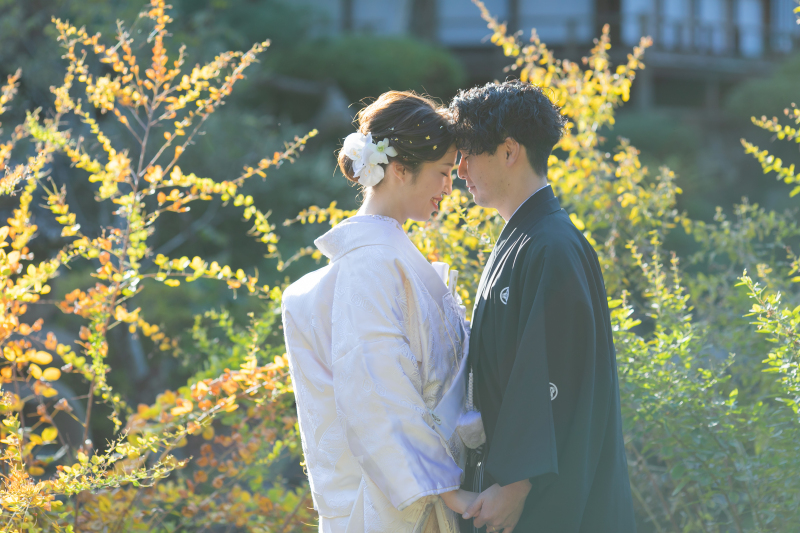 おでこを合わせて