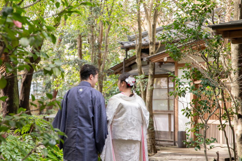 ポーズに動きをつけて、思い出に残る素敵なお写真を