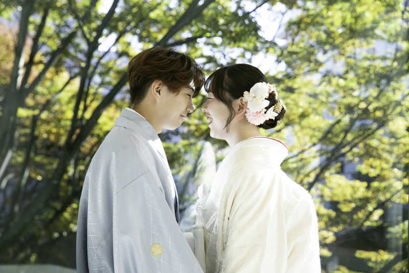 ちょっと照れちゃう??おでこコツンポーズ♡