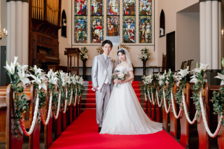 チャペルでフォトウェディング