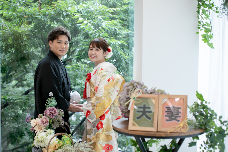 スタジオでは和装で