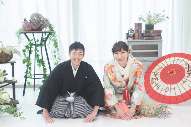 正座ポーズで♬