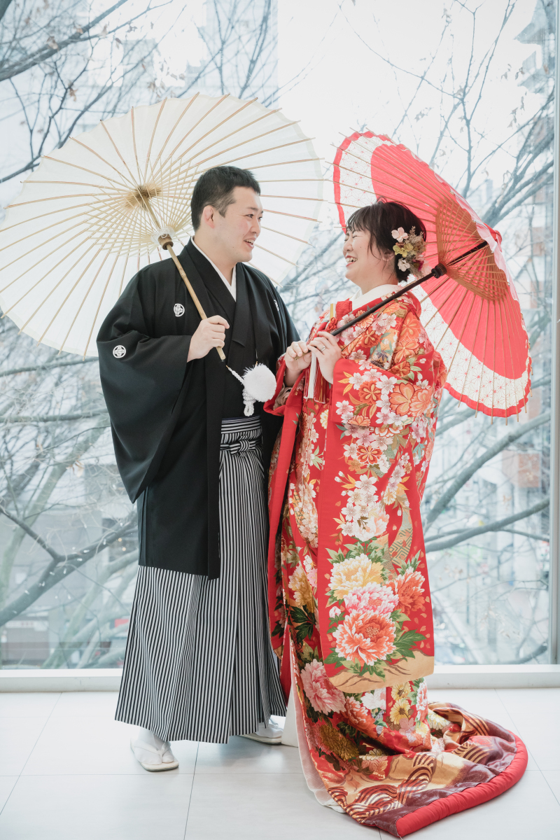 見つめ合うと・・・