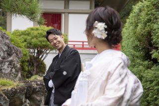 日本庭園で和装2着プラン