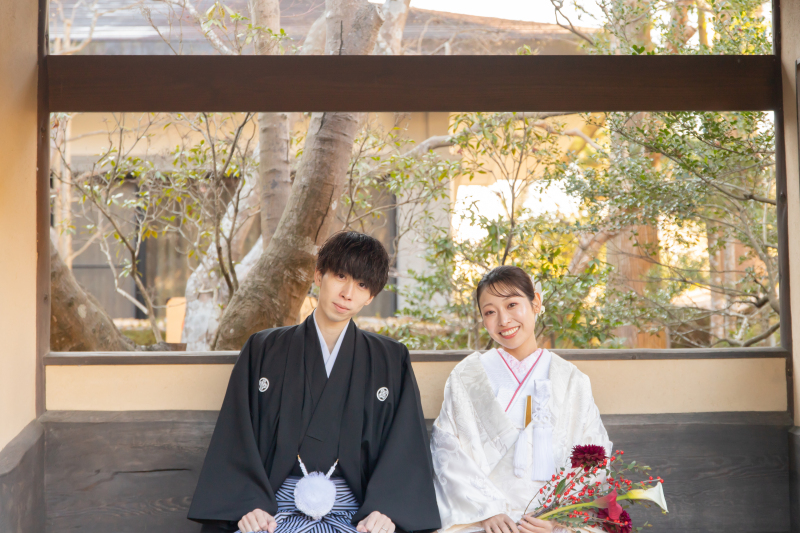 東屋に腰掛けて