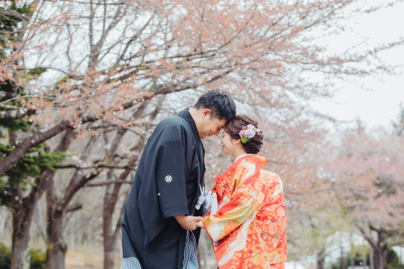 おでことおでこをこっつんこ