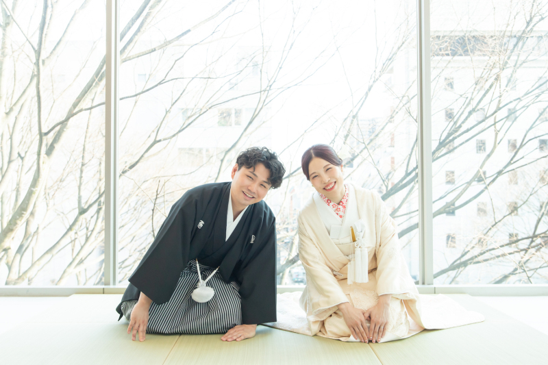 結びは、和装といえば！な「正座ショット」