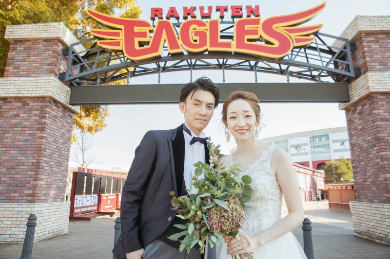 楽天球場前にて