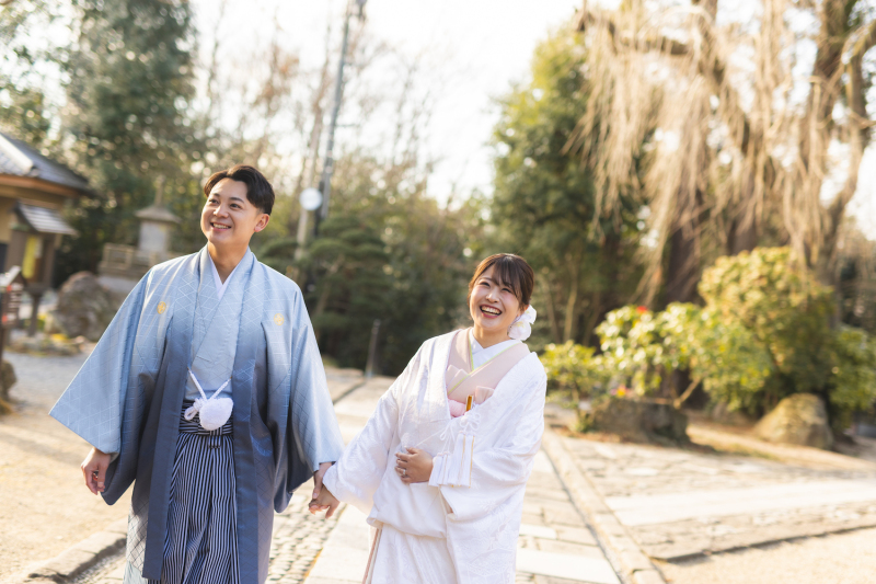 手を繋ぎながら撮影スタートです!