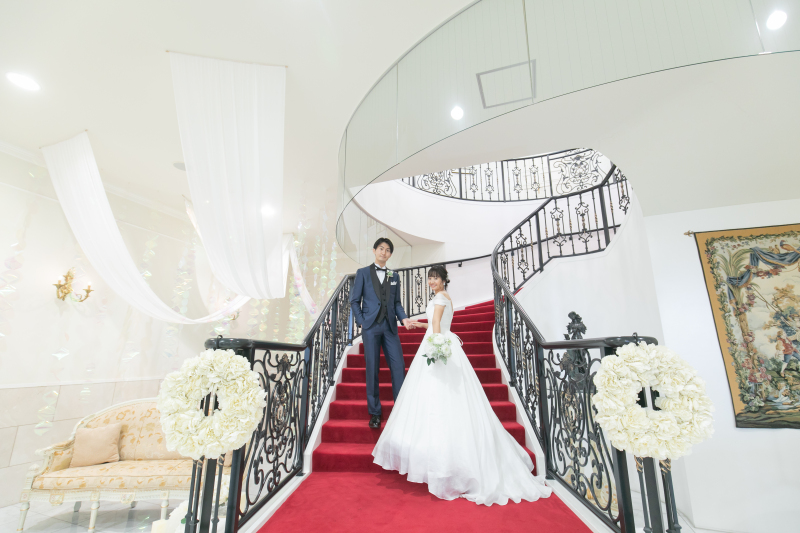 レッドカーペットの階段