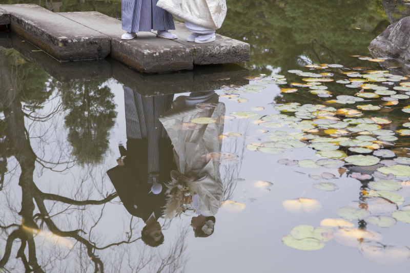 水面をつかって・・・