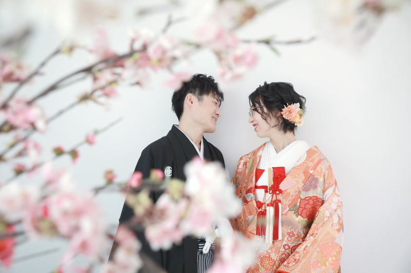 少し早めの桜をあしらい