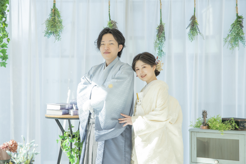 寄り添うように