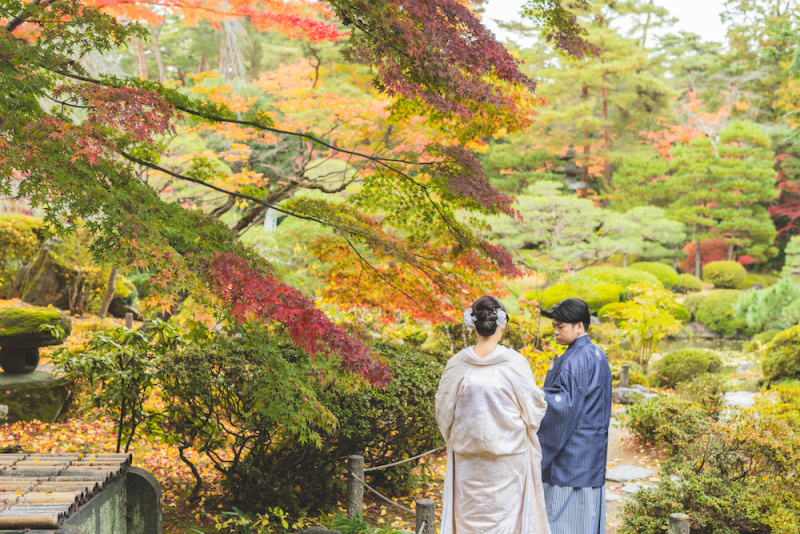 おふたりで仲良く手を繋いで撮影スタートです＾＾