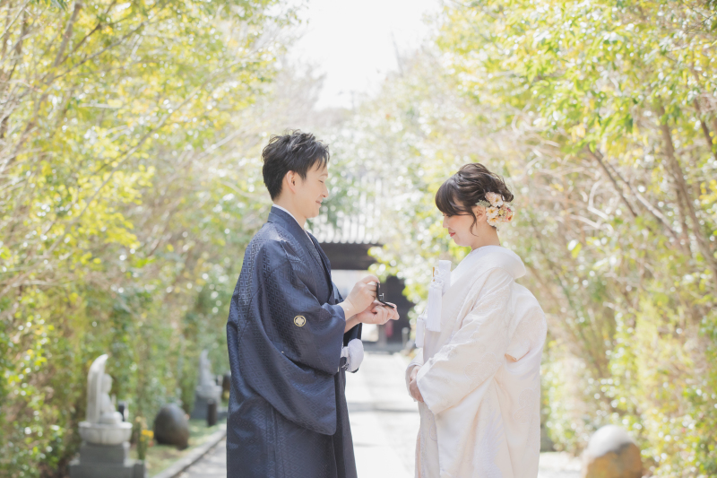 並木路でプロポーズ