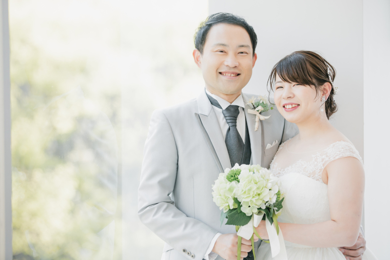 定禅寺通りをバックに