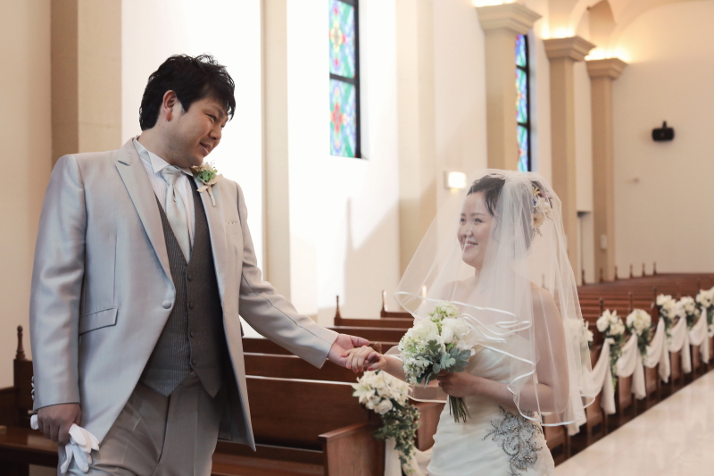 ご新婦様をエスコート