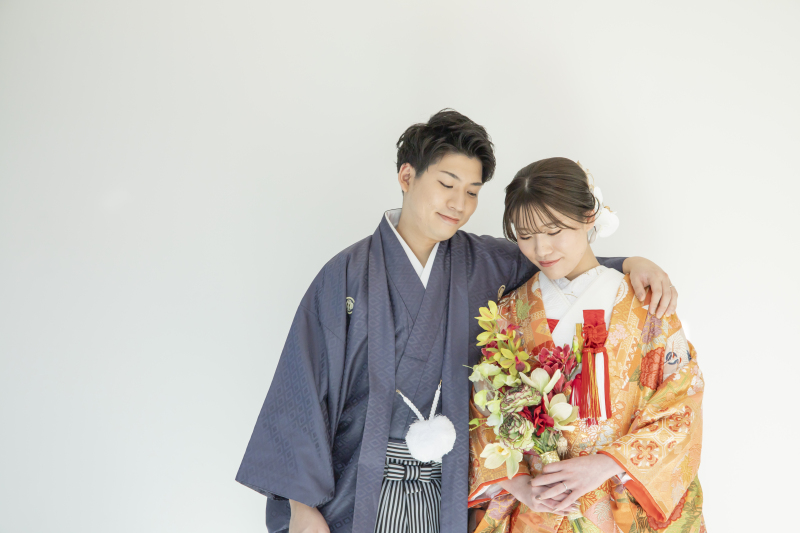 和装もブーケをもってカジュアルに