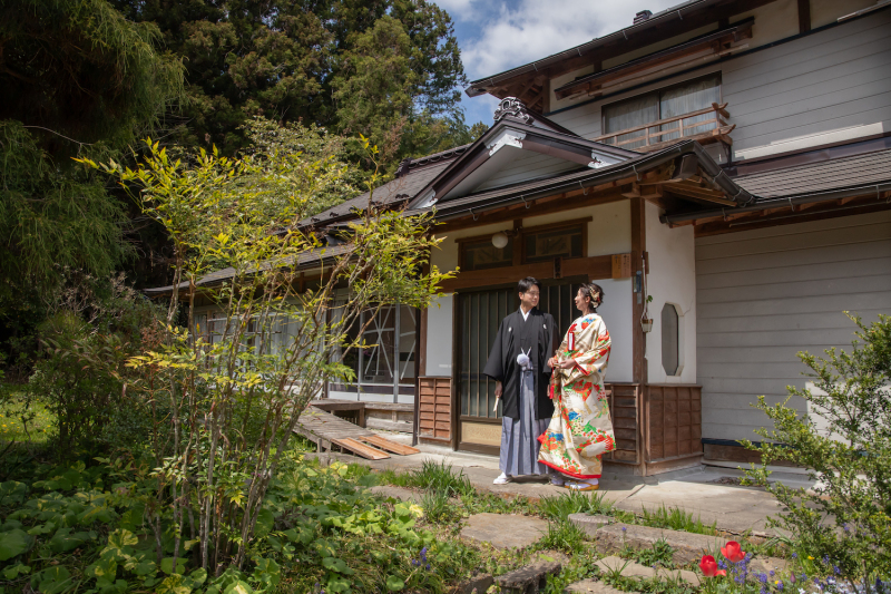ご自宅のお庭にて