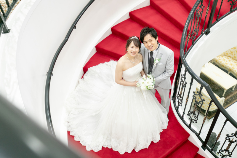 レッドカーペットの階段