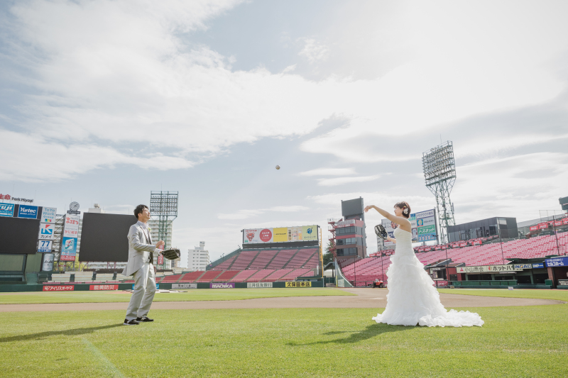 グラウンドでキャッチボール！