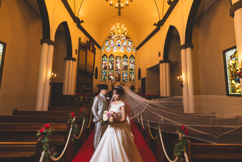 【セントジョージ教会】ドラマチックな雰囲気が魅力なチャペルフォトウェディング