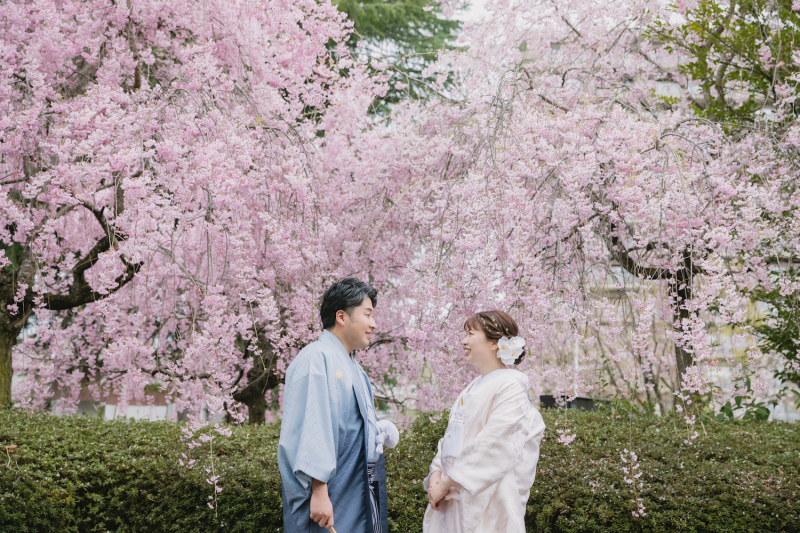 一面に広がる桜の前で・・・